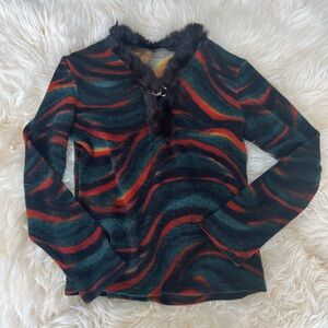 Multicolor Patterned Women's Sweater with Faux Fur Trim